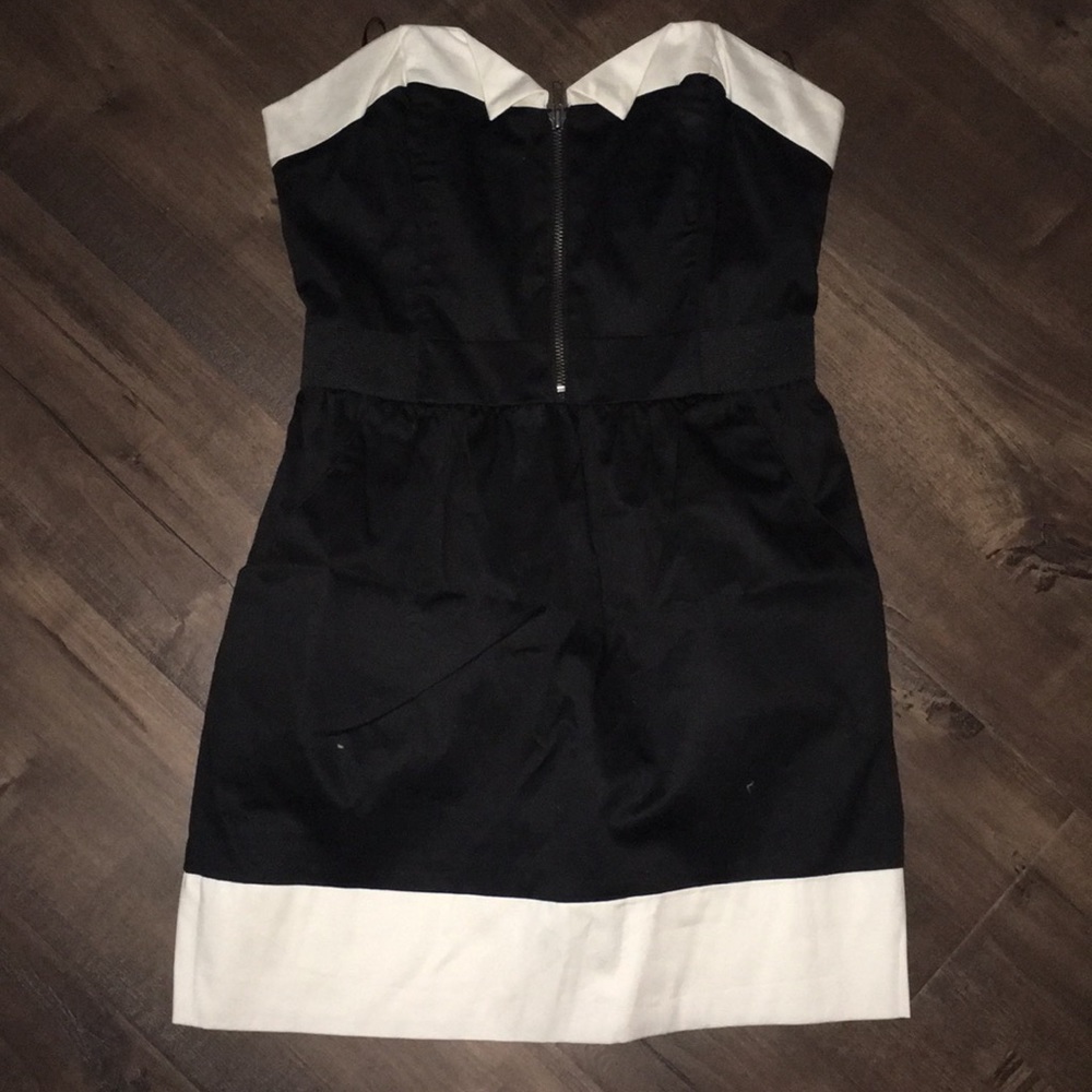 G by Guess Strapless dress with pockets